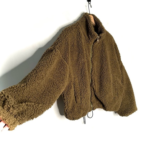 Urban Outfitters | Olive Green Willow Fuzzy Drawstring Teddy Jacket Size Medium - Picture 3 of 11